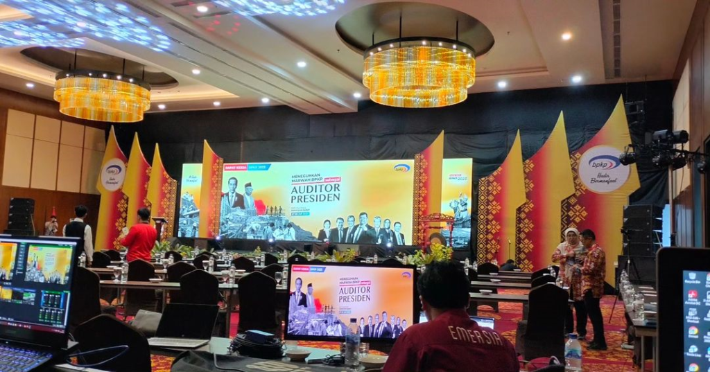 Event production — LED cover